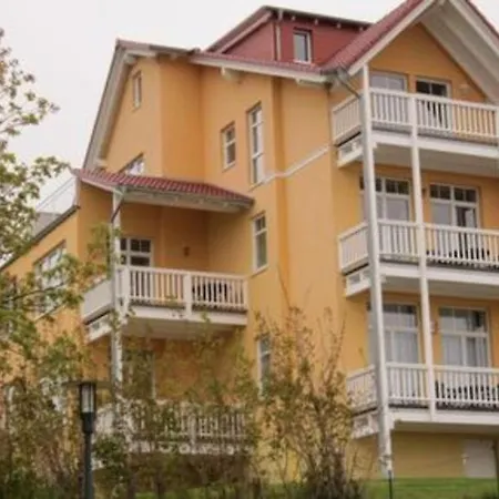 Bergfrieden - 45426 Villa Goehren (Ruegen)