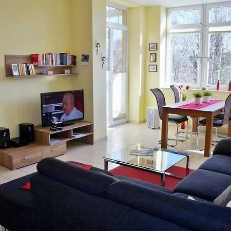 Bergfrieden - 45426 * Goehren (Ruegen)